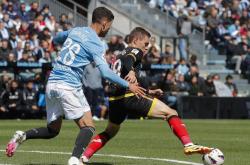 包含赛前皇家社会备战西甲，单刀错失细节曝光，态度坚定，年轻球员得到机会的词条万博manbetx手机版登录入口