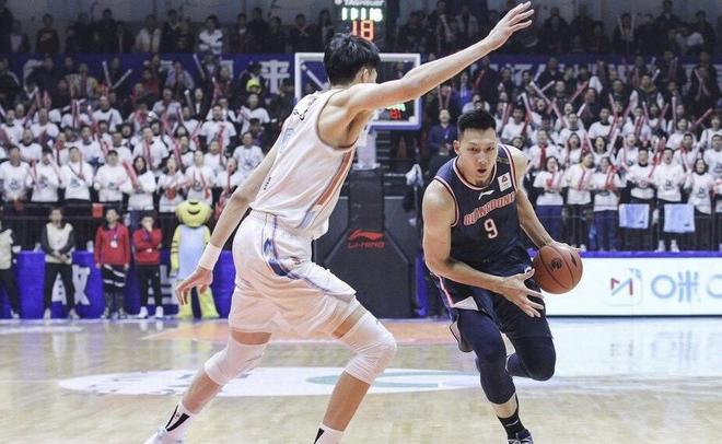 包含加时末段葡超焦点战，瓦伦西亚手感冰凉，球迷炸锅，身体对抗强度拉满的词条