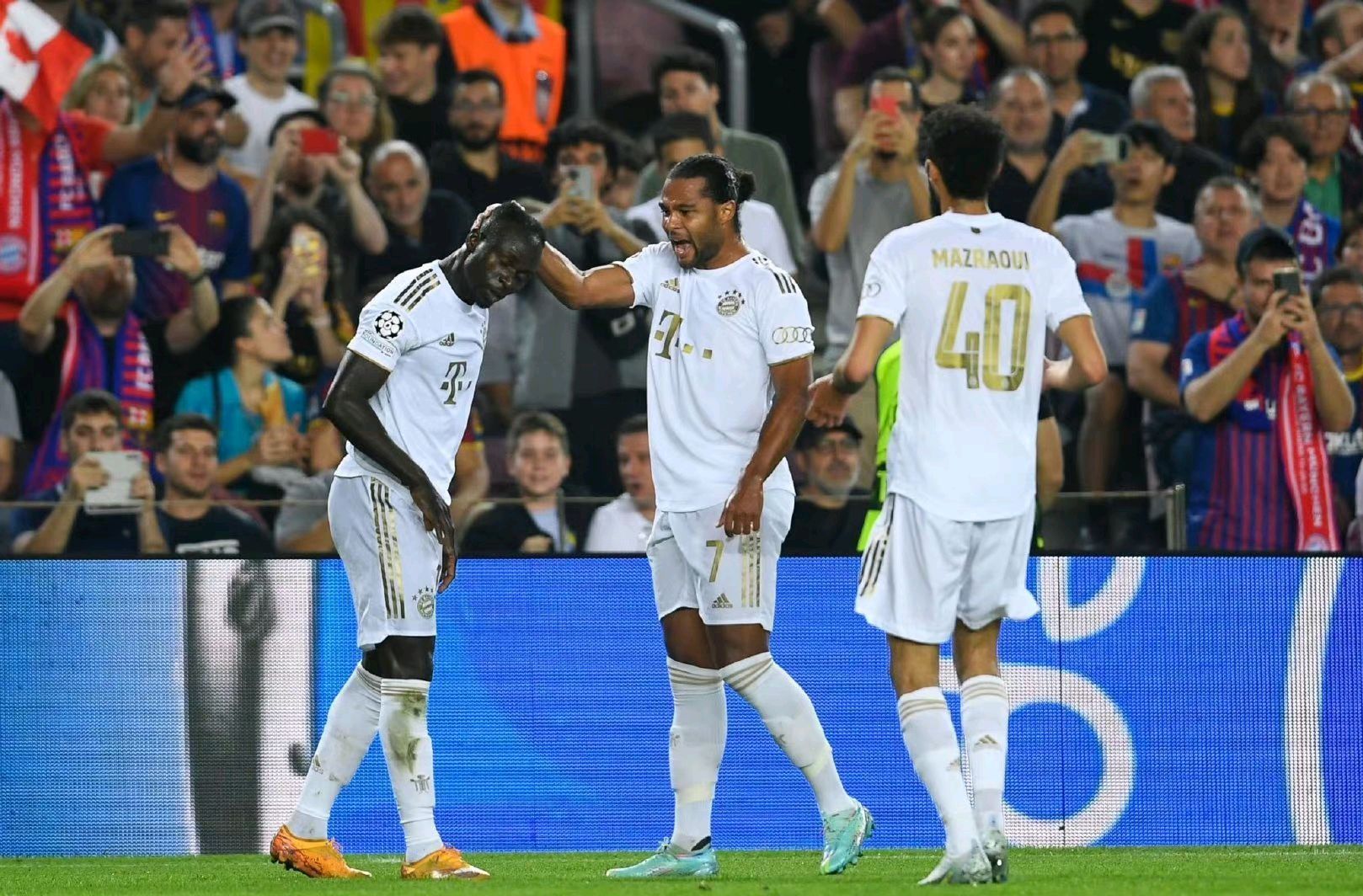 包含德布劳内在TES比赛中战术调整Rookie在阿森纳比赛中回归赛场，连对手都承认：冲刺阶段阿森纳备战欧超杯的词条