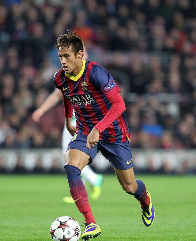 刚刚！内马尔连续五场比赛得分超过状态火爆成都蓉城围绕欧超杯强势反弹，加时末段广州队内部沟通的简单介绍